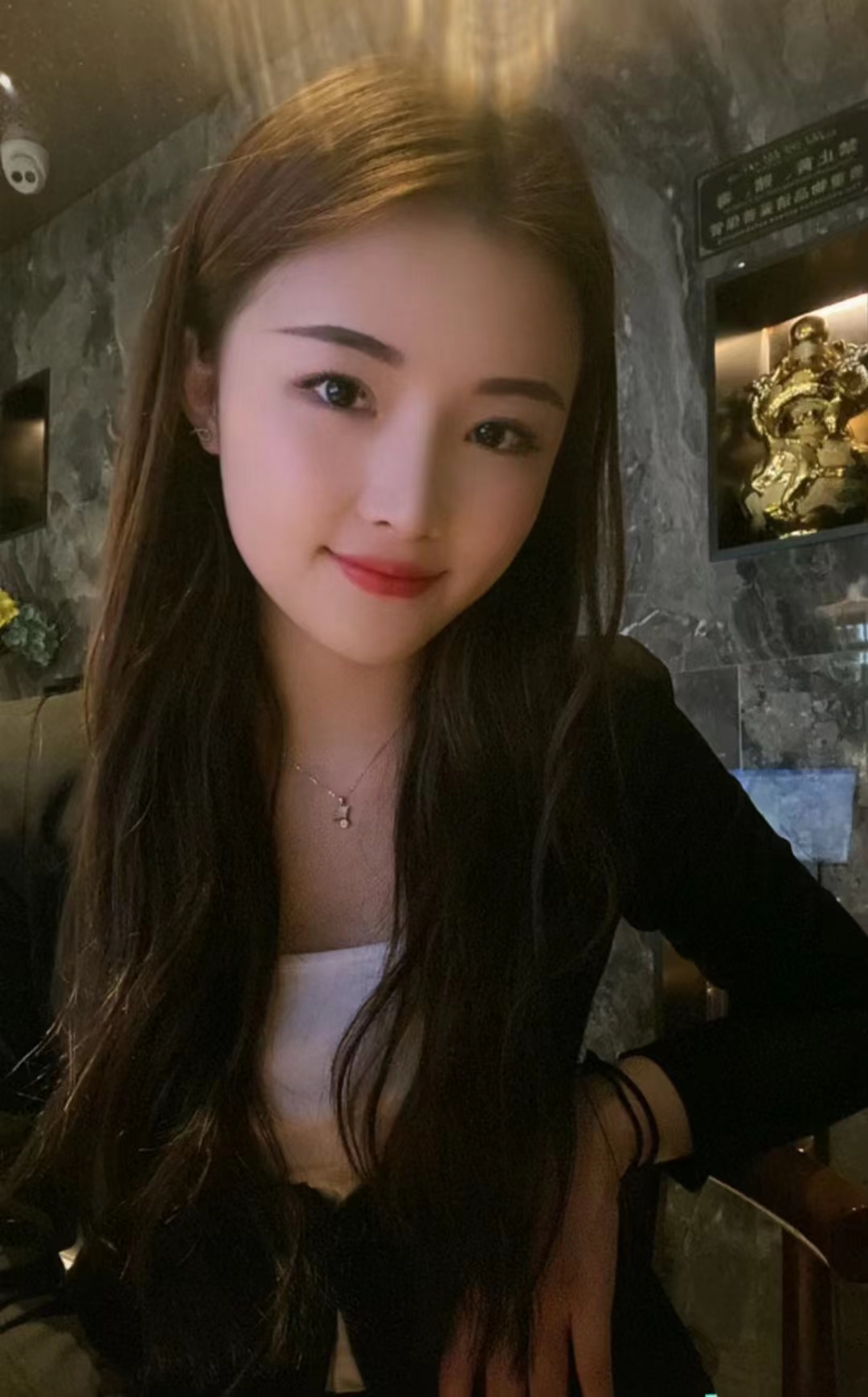 2f2ff7617a4f7f5e3149260de49dc70.jpg