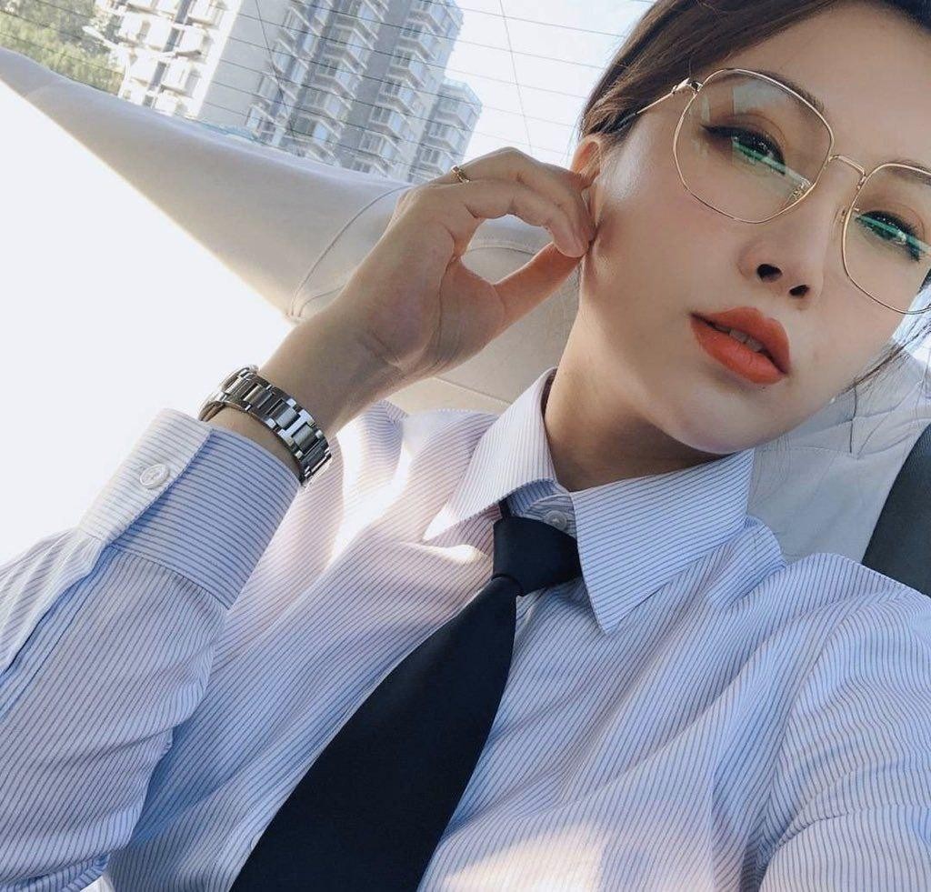 25CB0735-F5B2-6D9C-74F1-BDE853AA89CC.jpg