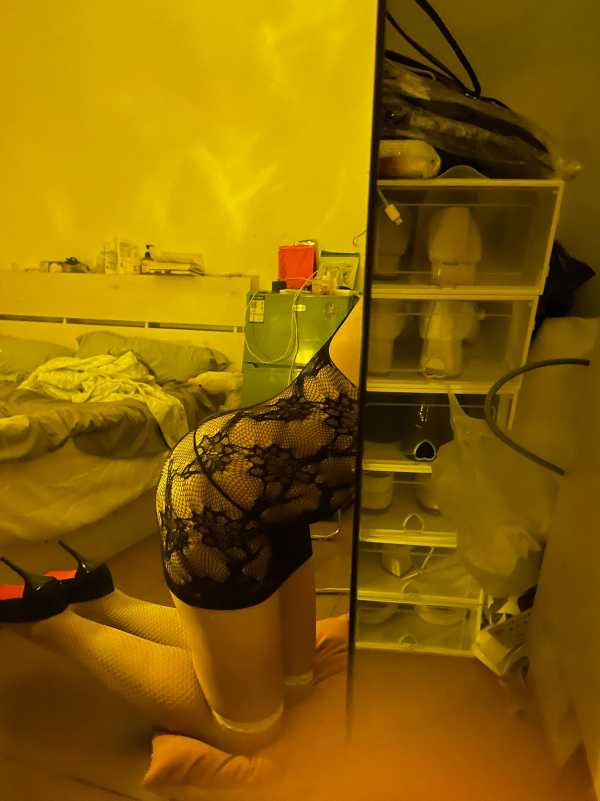 25_600_1000.jpg