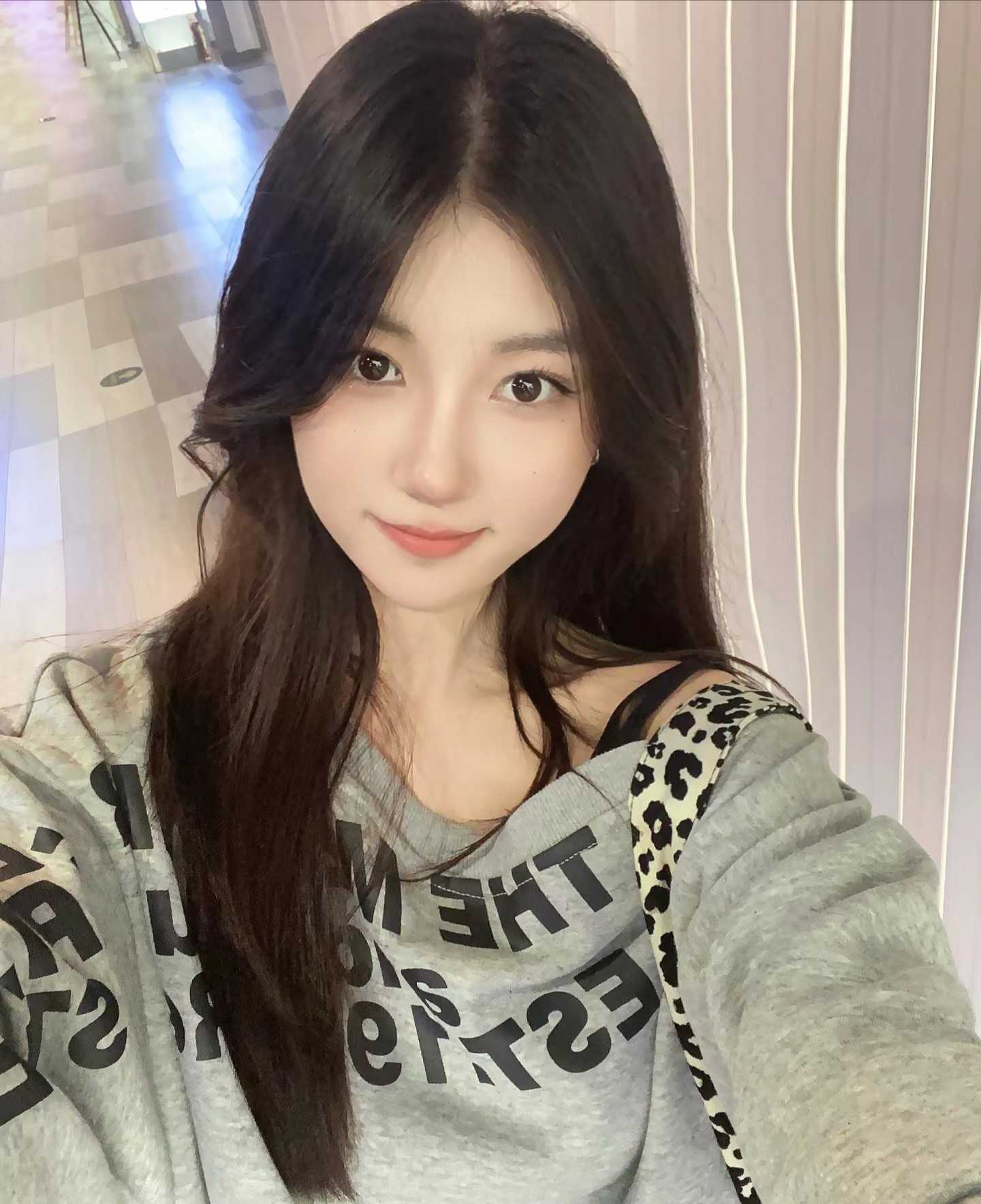Camera_XHS_17431341589491040g2sg319tenohe7ckg4bdmt82ts5bgbg4iat8_EDIT_1.jpg